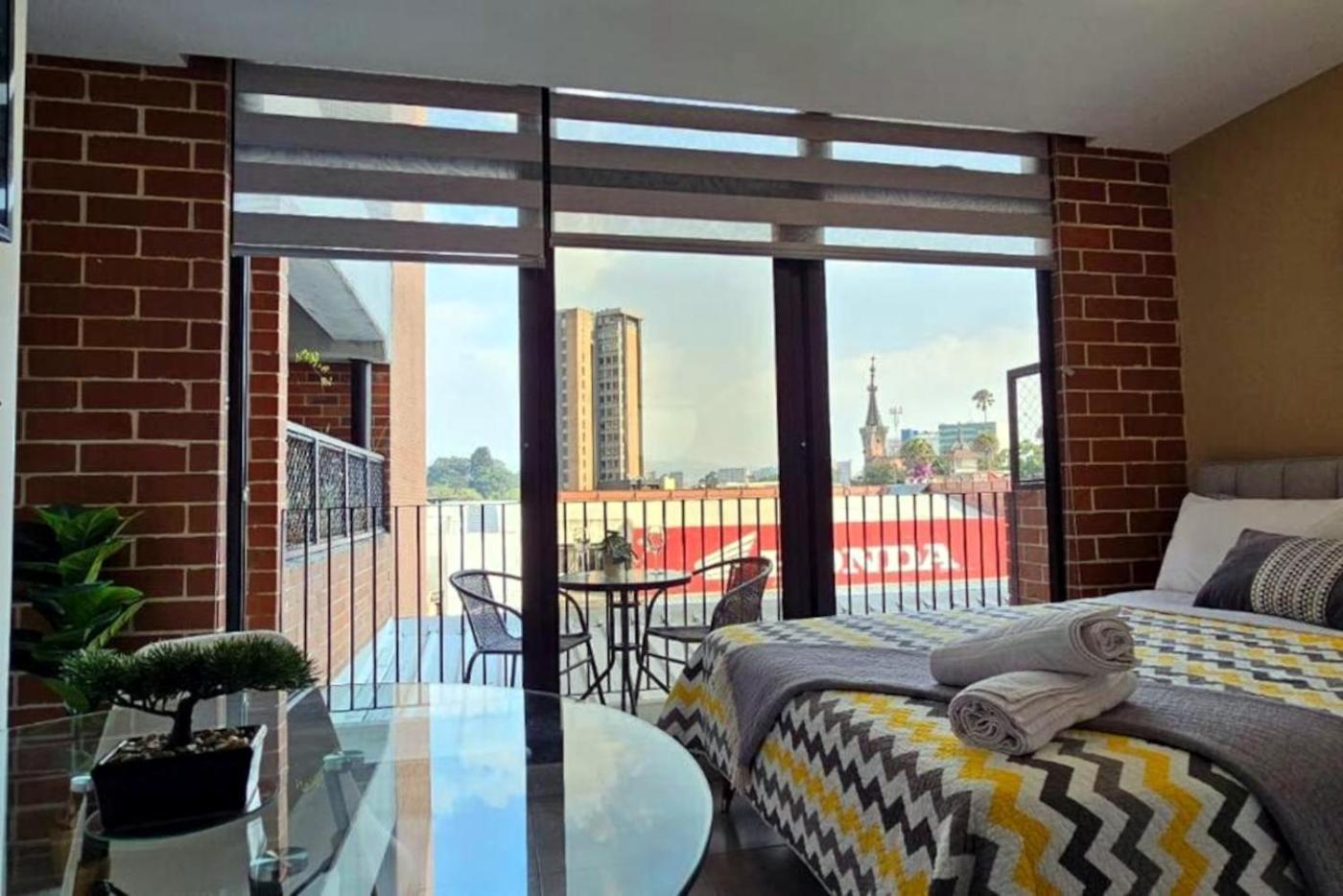 גואטמלה ¡Torre Modra Apartamento Moderno Atractiva Zona 4! מראה חיצוני תמונה
