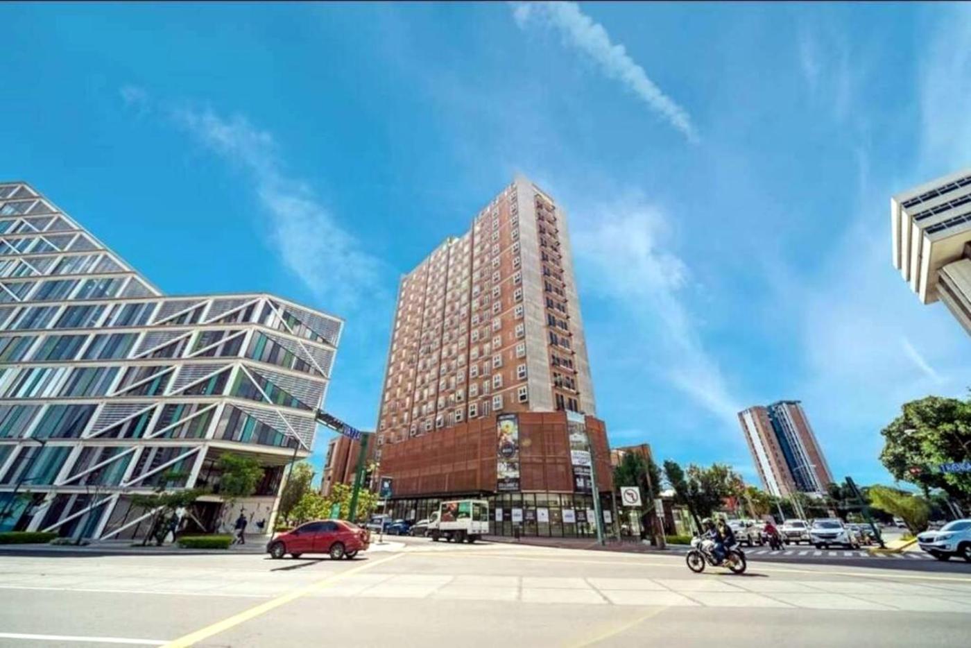 גואטמלה ¡Torre Modra Apartamento Moderno Atractiva Zona 4! מראה חיצוני תמונה