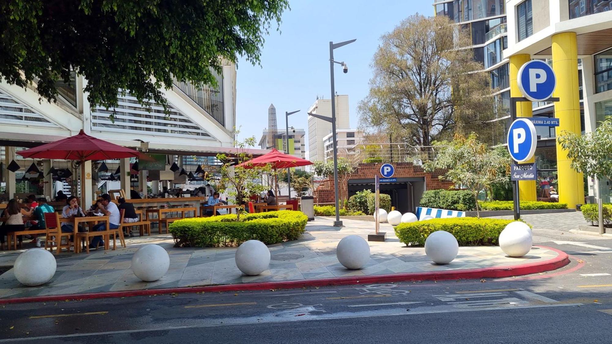 גואטמלה ¡Torre Modra Apartamento Moderno Atractiva Zona 4! מראה חיצוני תמונה